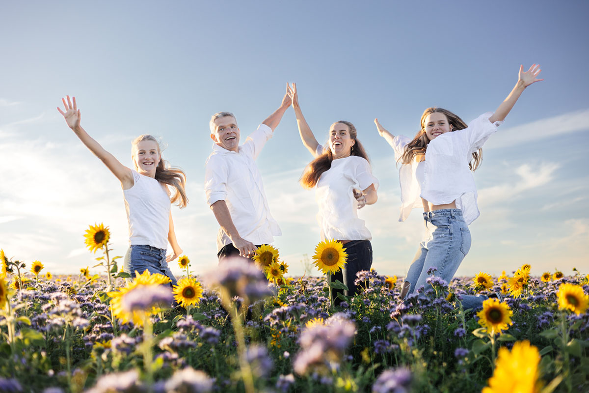 Familiensprungbild beim Fotoshooting